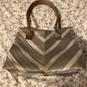 Harvey’s seatbelt grey large tote